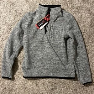 NWT Men’s PrAna pullover